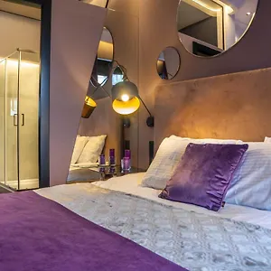 Luxury Upscale On 18 M Zhitomirska شقة